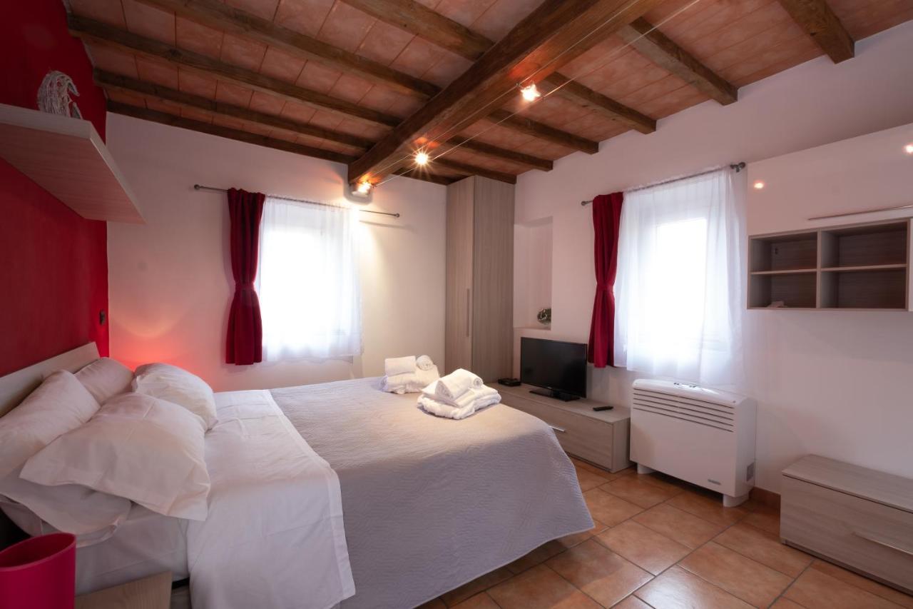 Castello Di Marano Sul Panaro - Room & Breakfast Екстериор снимка