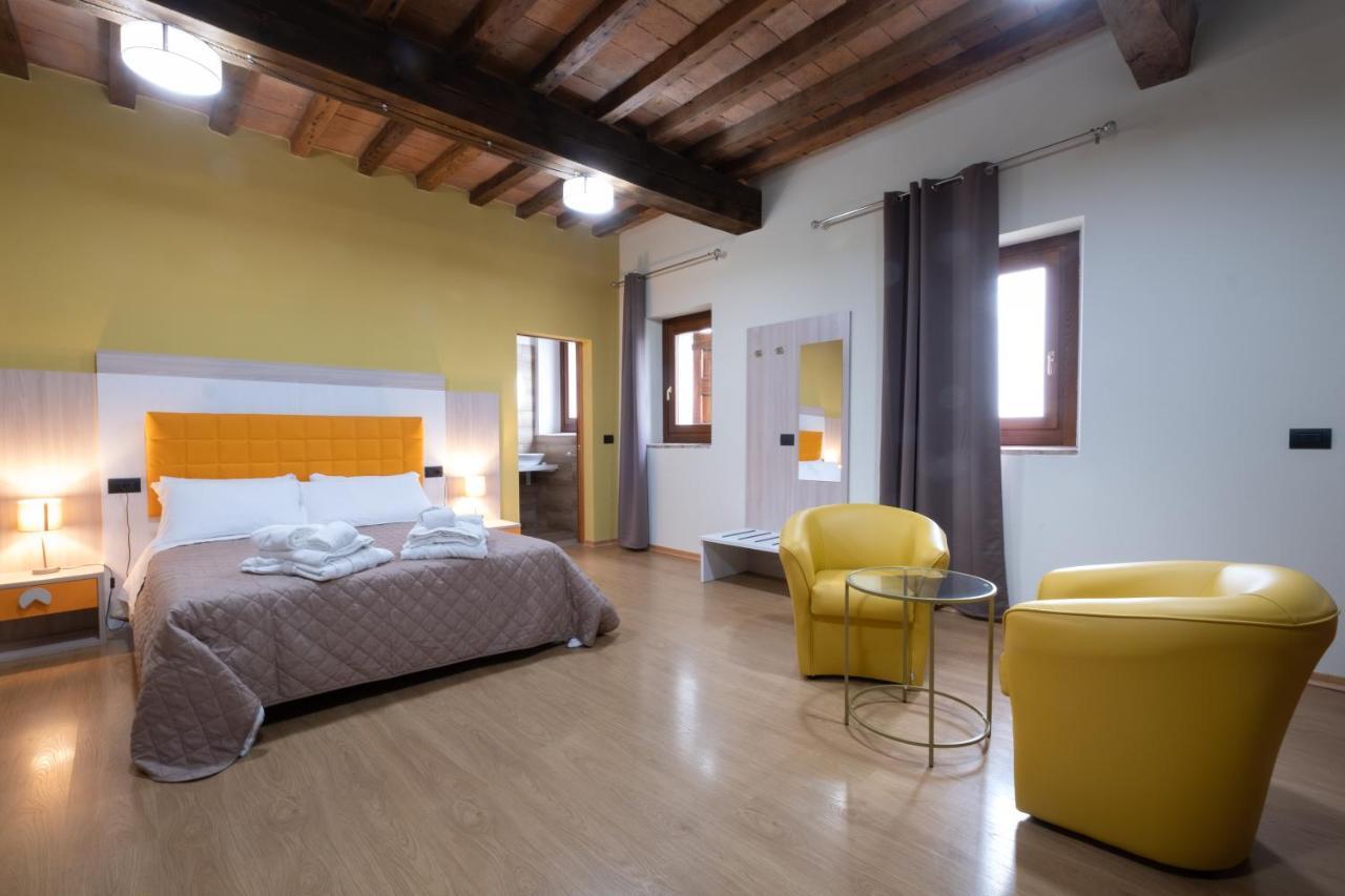 Castello Di Marano Sul Panaro - Room & Breakfast Екстериор снимка